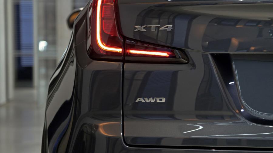 Детали экстерьера Cadillac XT4 Sport 2018 года  (NA) (фото 21 из 61)